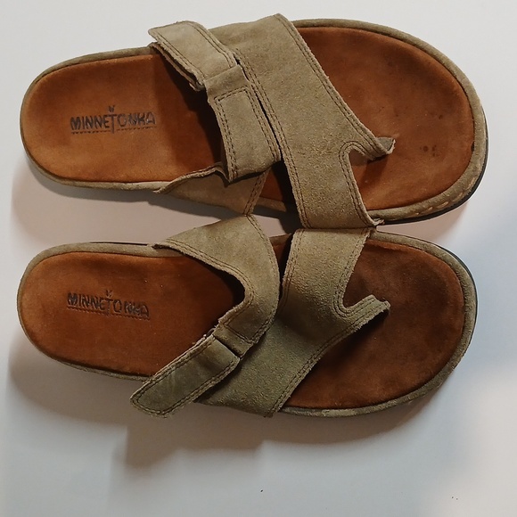 Minnetonka Shoes - Minnetonka Women's Size 8 Tan Brown Gladiator Sandal Flat Slip On Shoe Leather
